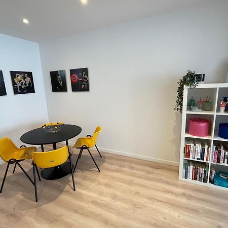 Colorful Pop Apartment In The Heart Of Amberes Exterior foto