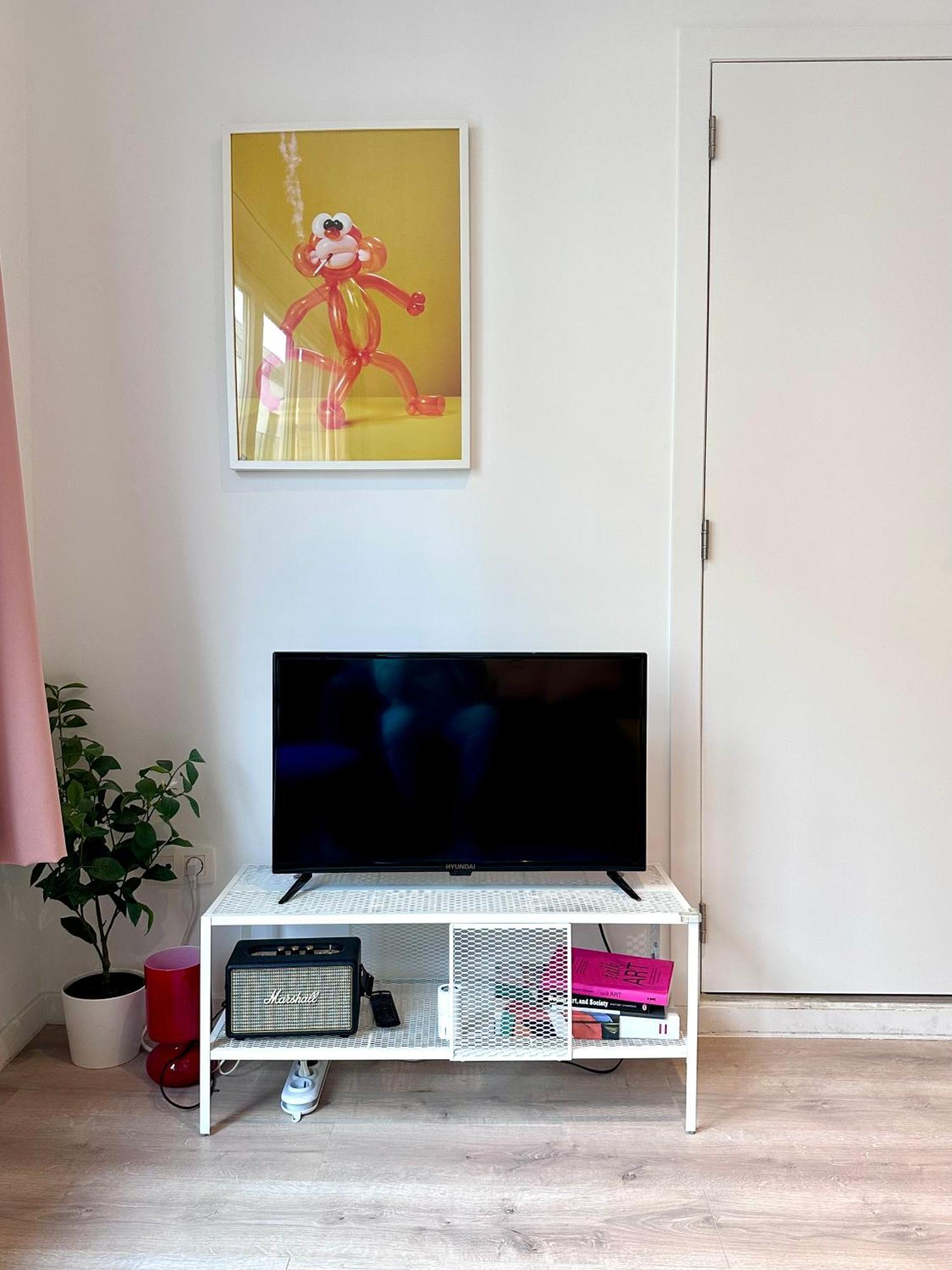 Colorful Pop Apartment In The Heart Of Amberes Exterior foto
